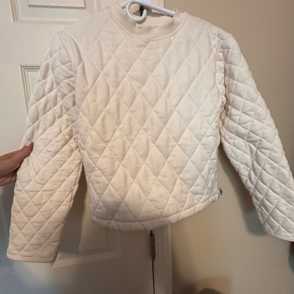Athleta Cream Quilted Top